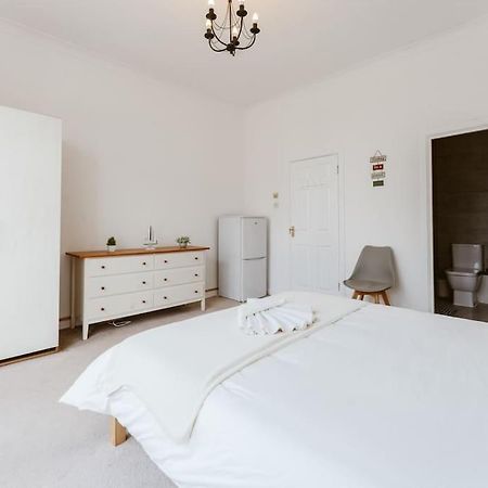 Spacious Ensuite Room Near Top Tourist Attractions London Kültér fotó