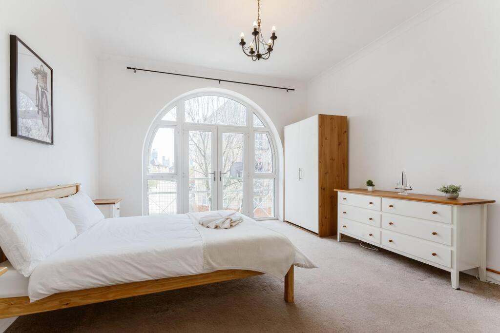 Spacious Ensuite Room Near Top Tourist Attractions London Kültér fotó